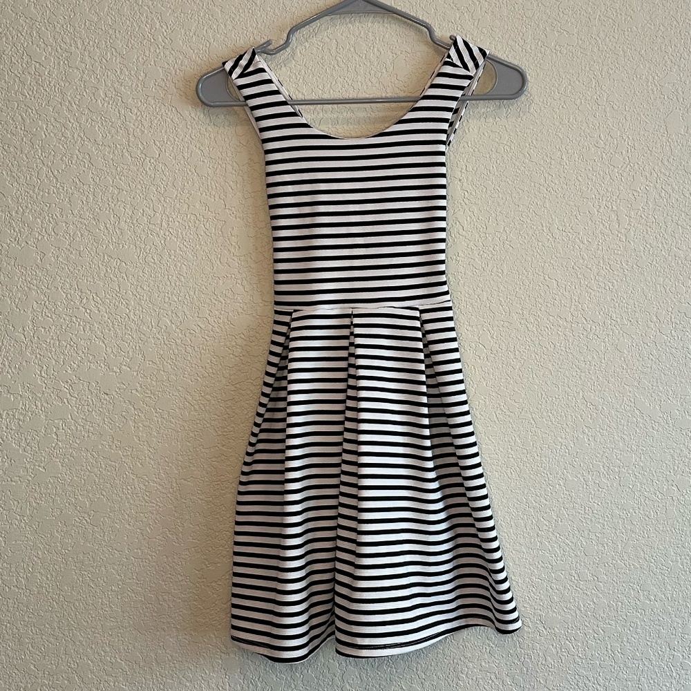 Black and White Casual Dress